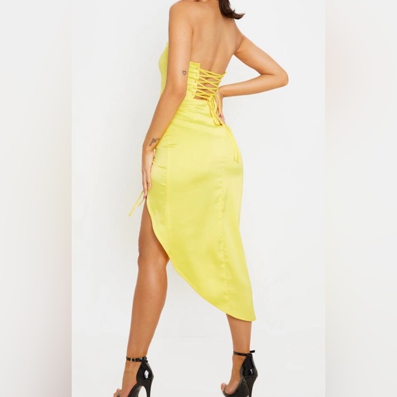 NWT Prettylittlething Elegant Yellow Halter Dress size 6- Flaw - Picture 2 of 11